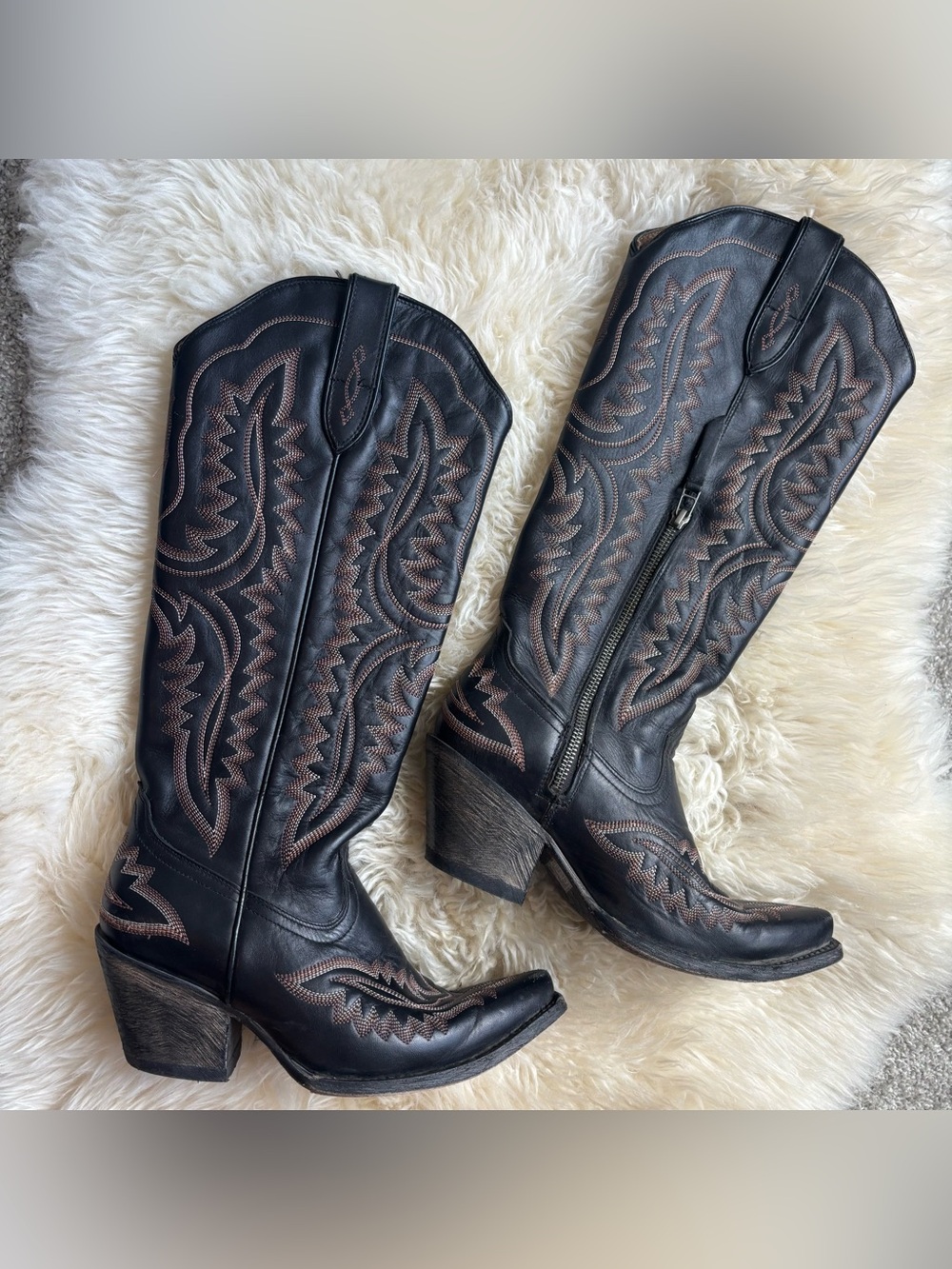 Ariat Women's Casanova X Toe Cowboy Western Boots in Brooklyn Black. Size 7.5C - Picture 3 of 15